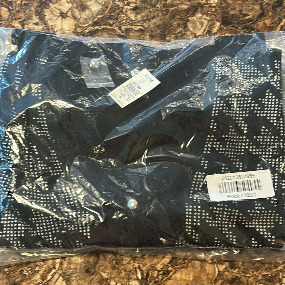 Plus ASHLEY STEWART Black Houndstooth Embellished Crop Cardigan Sweater - Picture 5 of 5